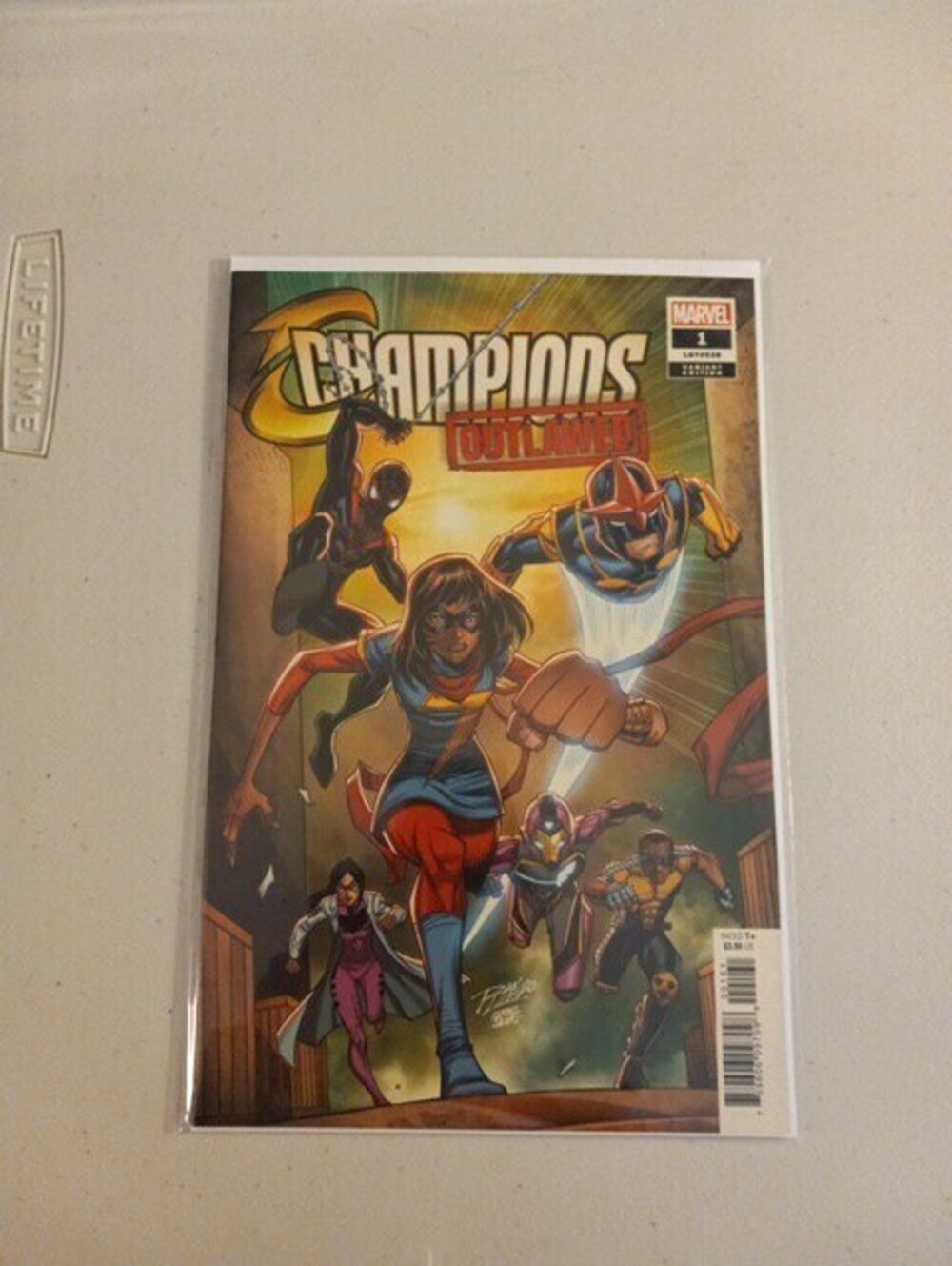 Champions Outlawed #1 Variant Edition Marvel Comics